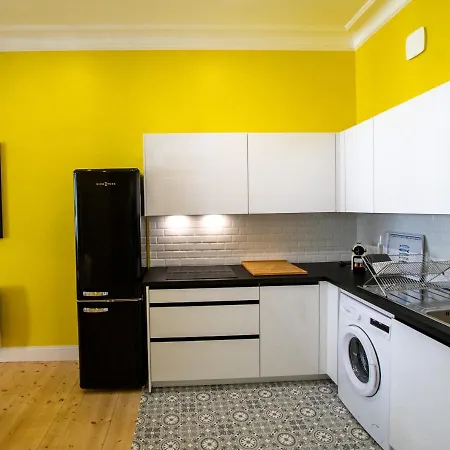 L'amiral 100m2 3 Flat Brand New *